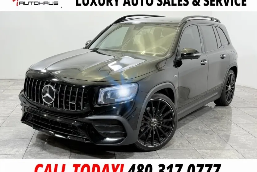 2022 Mercedes Benz GLB 35 AMG 4MATIC photo 1