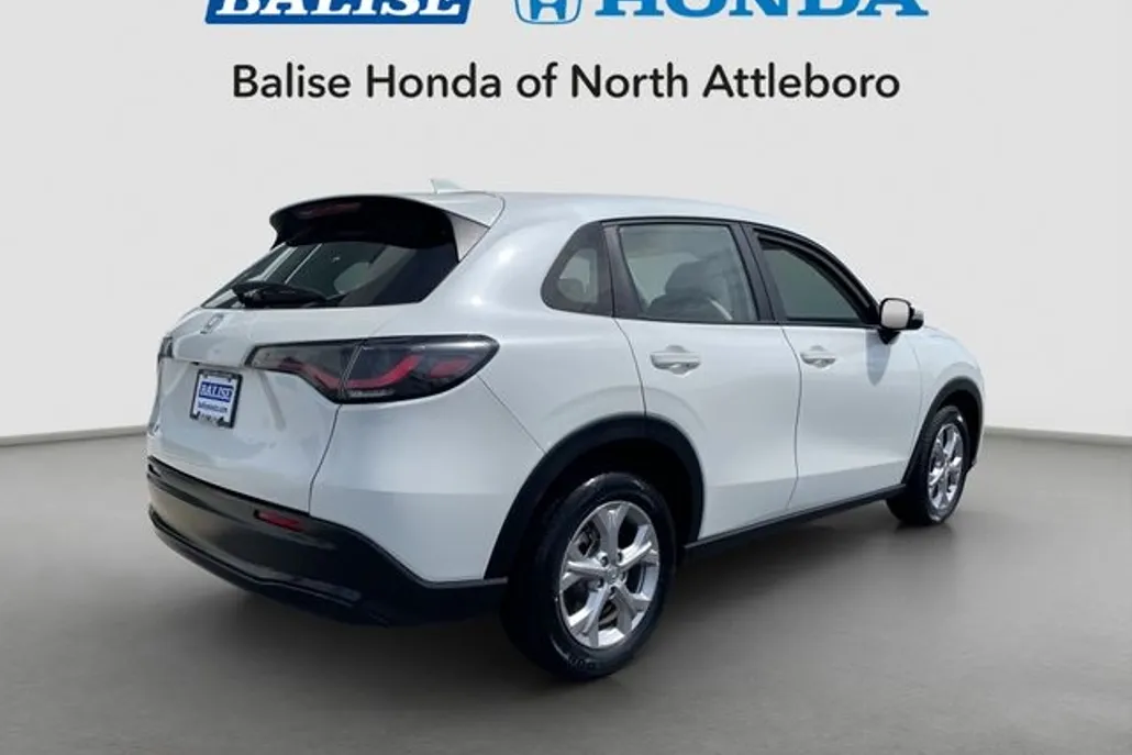 2023 Honda HR-V LX photo 1