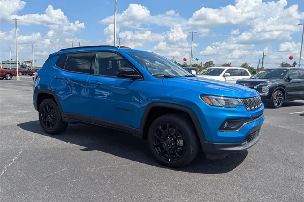 2025 Jeep Compass Latitude photo 1