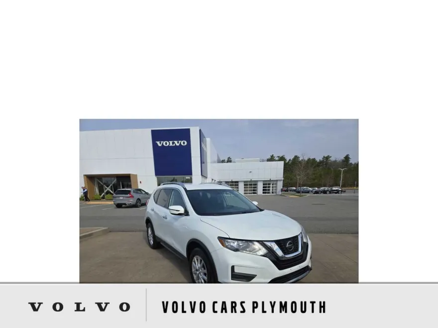 2018 Nissan Rogue SV photo 1