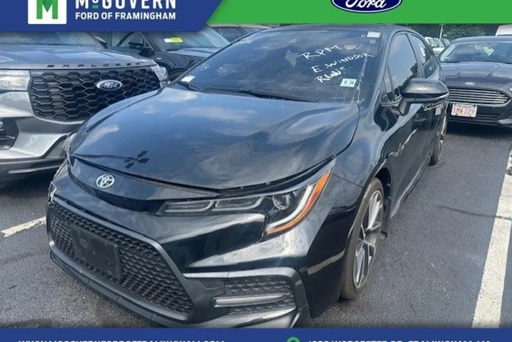 2022 Toyota Corolla SE photo 1