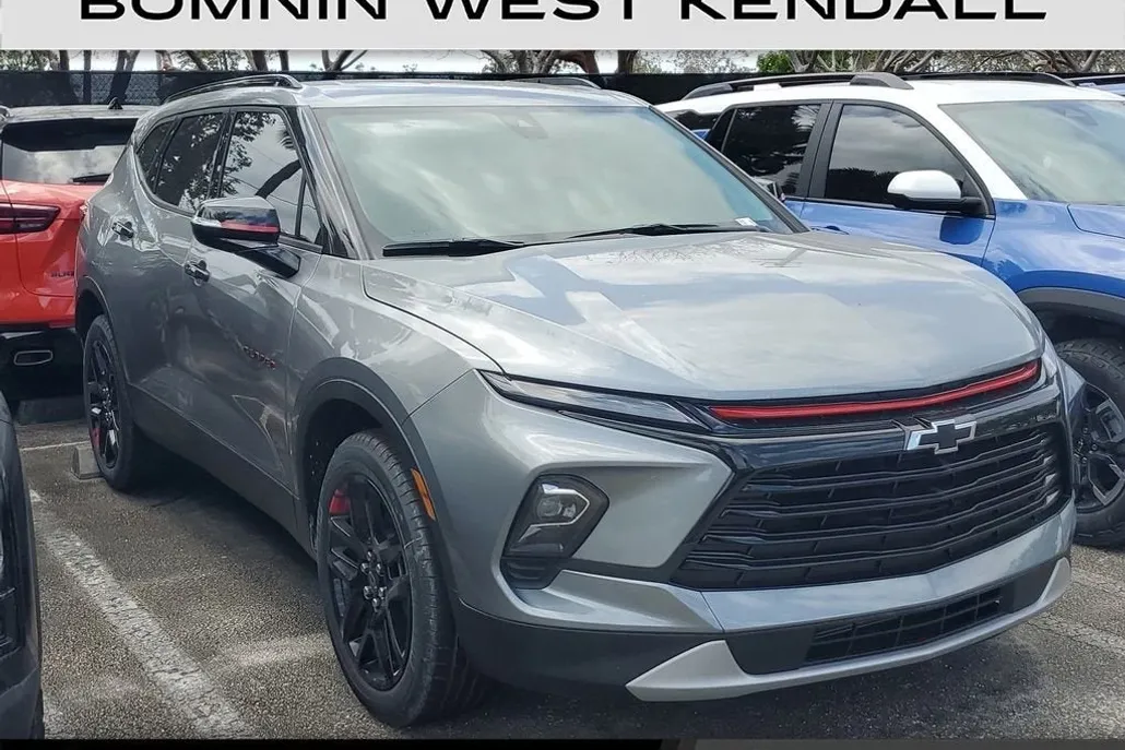 2025 Chevrolet Blazer 3LT photo 1
