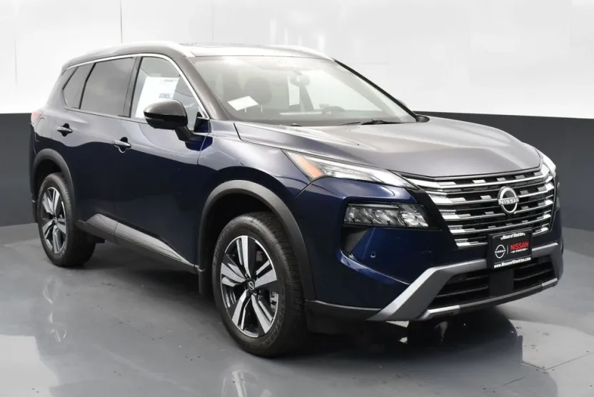 2025 Nissan Rogue SL photo 1