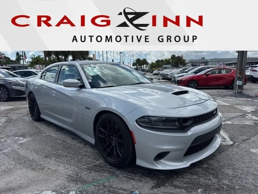 2022 Dodge Charger Scat Pack photo 1