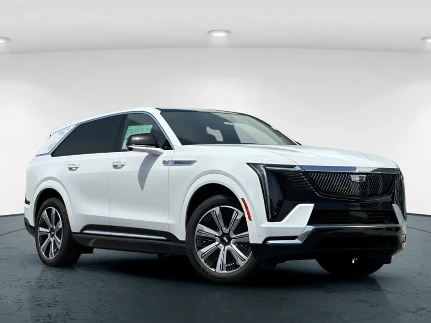 2025 Cadillac Escalade IQ Luxury photo 1