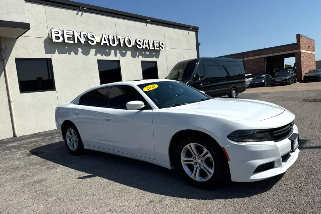 2021 Dodge Charger SXT photo 1