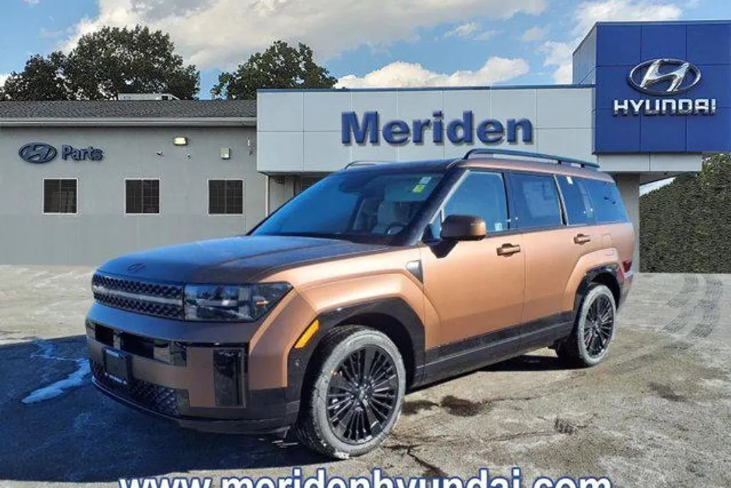 2025 Hyundai Santa Fe photo 1