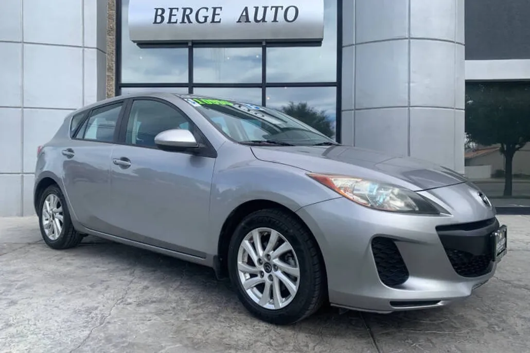 2013 Mazda Mazda3 Touring photo 1