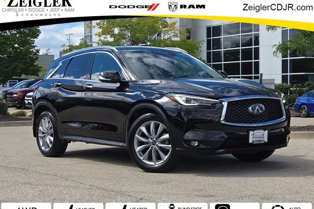 2022 Infiniti QX50 Luxe AWD photo 1