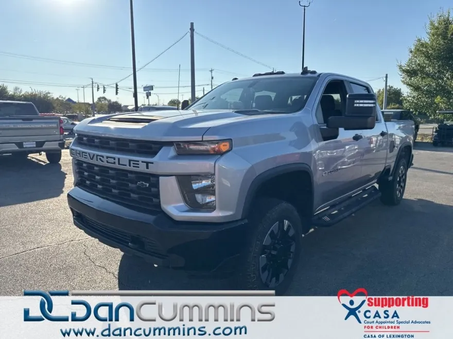 2020 Chevrolet Silverado 2500HD Custom photo 1