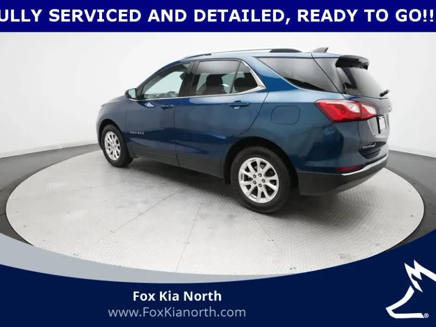 2020 Chevrolet Equinox LT photo 1