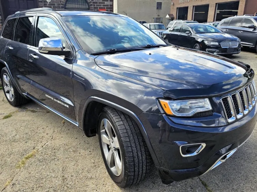 2015 Jeep Grand Cherokee Overland photo 1