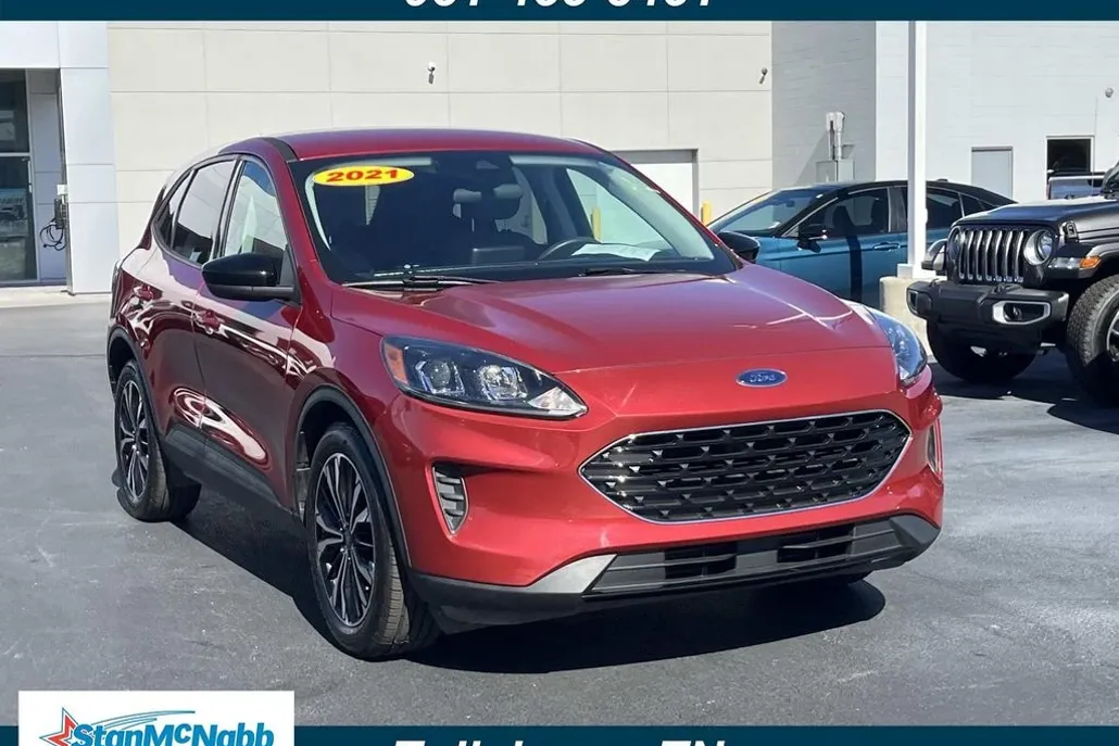 2021 Ford Escape SE photo 1