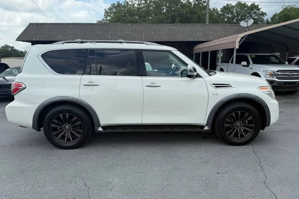 2018 Nissan Armada Platinum photo 1