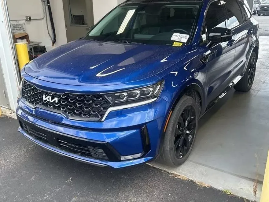 2022 Kia Sorento SX photo 1