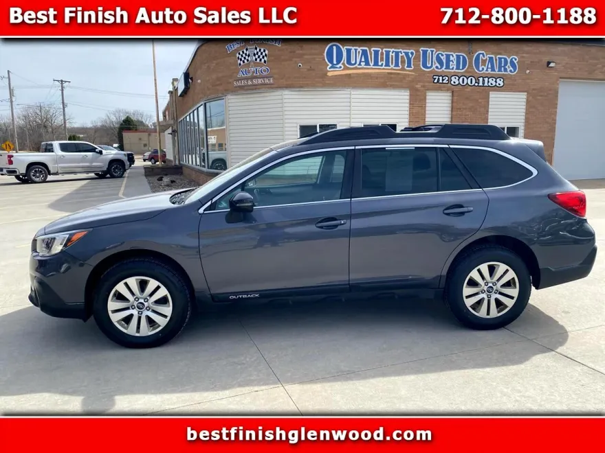 2018 Subaru Outback 2.5i Premium photo 1