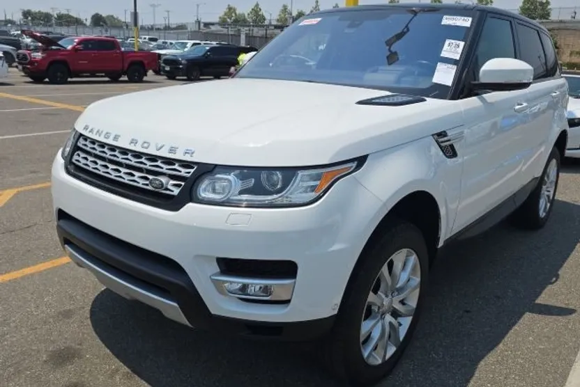 2016 Land Rover Range Rover Sport HSE photo 1