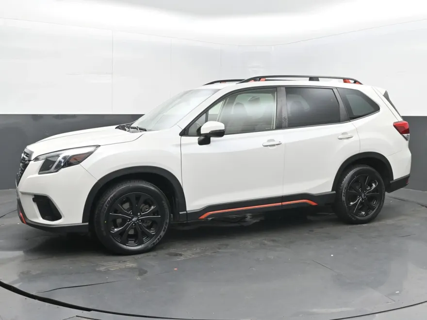 2023 Subaru Forester Sport photo 1