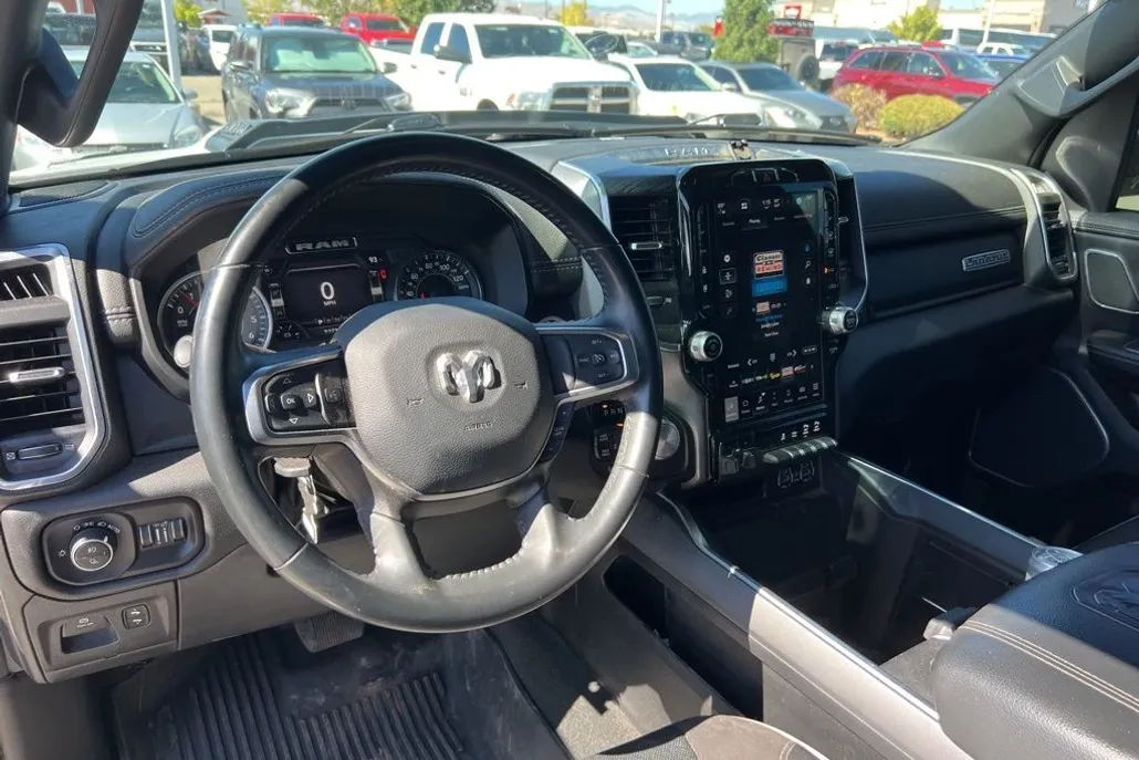 2023 Ram 1500 Laramie photo 1