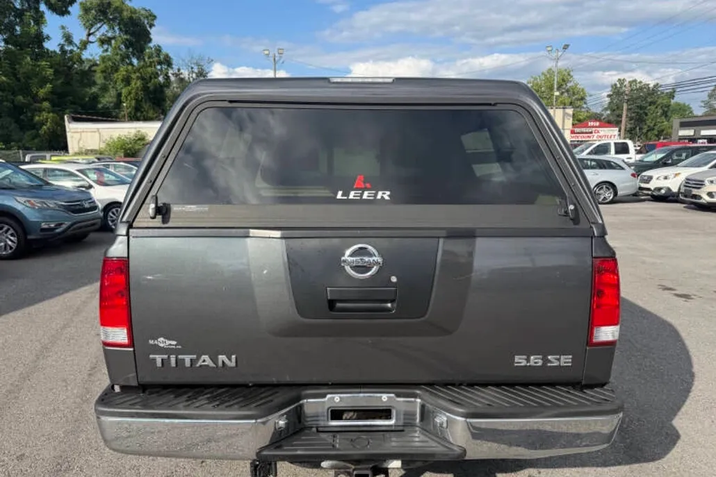 2006 Nissan Titan SE photo 1