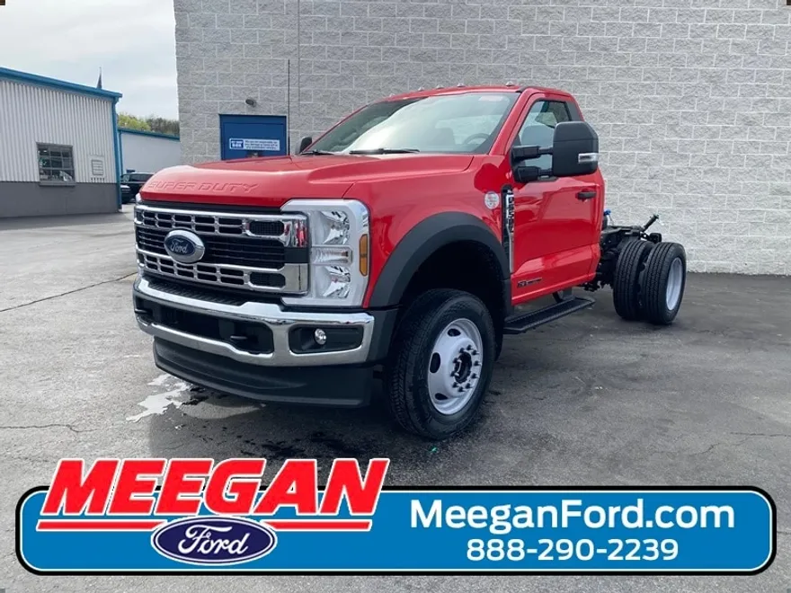 2025 Ford F-550 XL photo 1