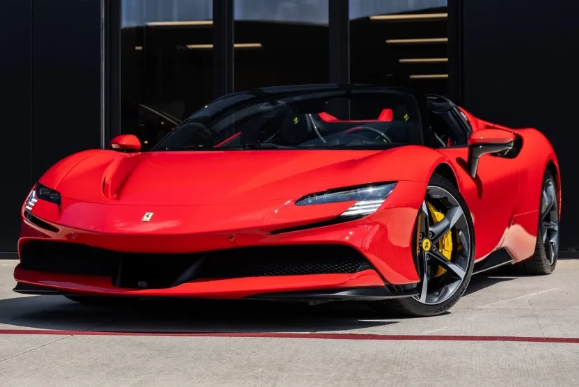 2023 Ferrari SF90 Spider Base photo 1