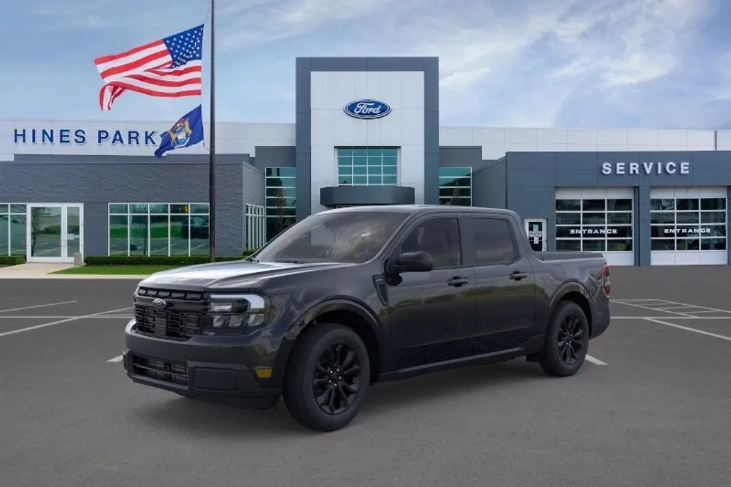 2024 Ford Maverick Lariat photo 1