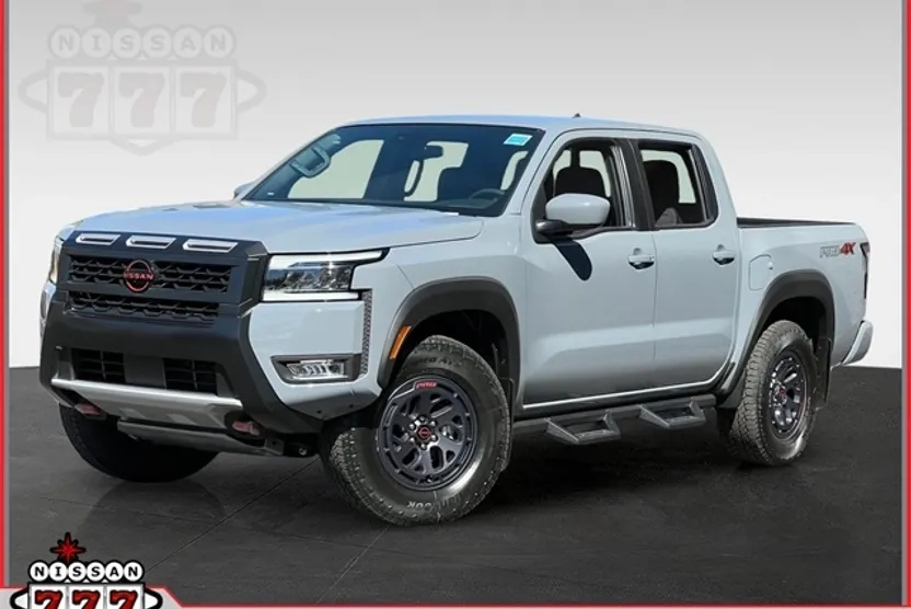 2025 Nissan Frontier PRO-4X photo 1