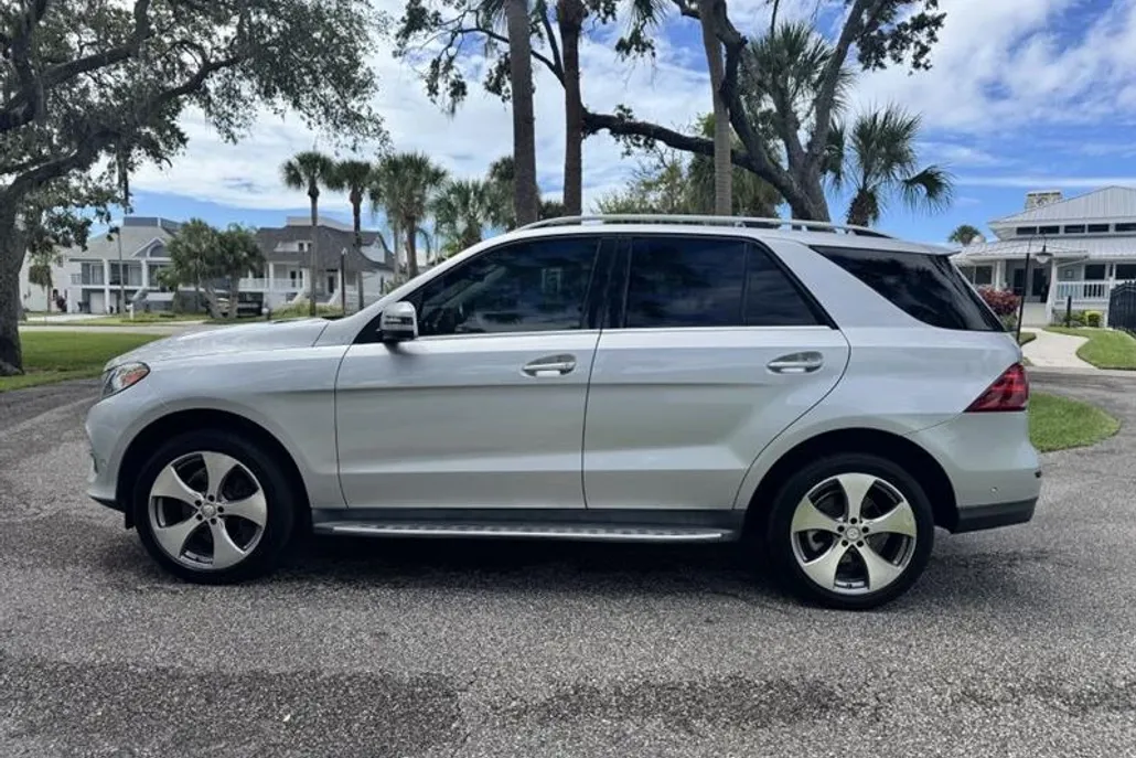 2016 Mercedes Benz GLE 350 photo 1