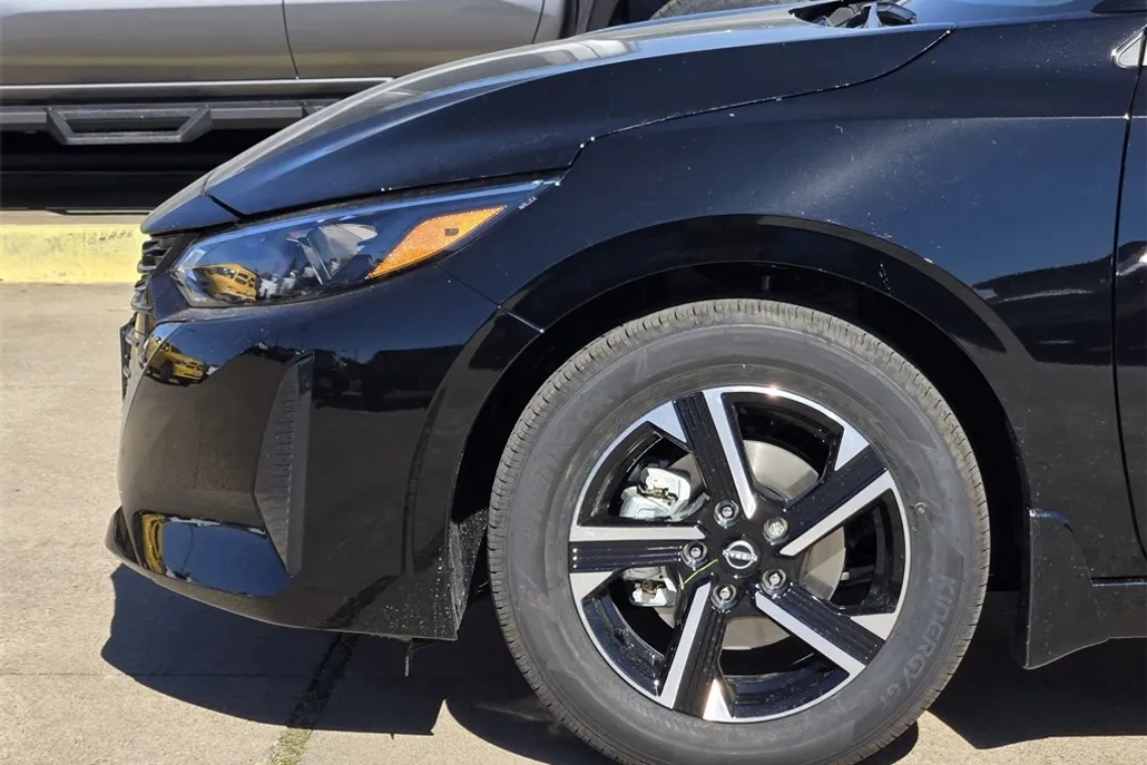 2025 Nissan Sentra S photo 1
