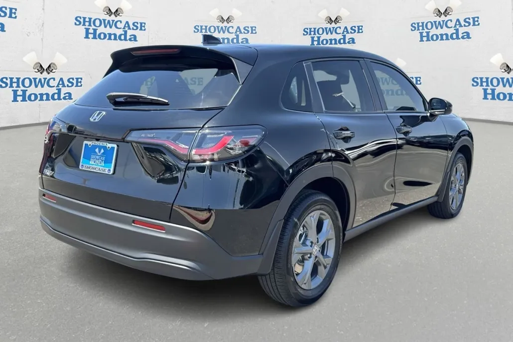 2026 Honda HR-V LX photo 1