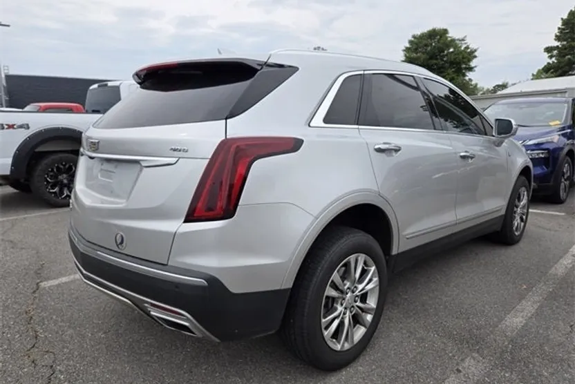 2020 Cadillac XT5 Premium Luxury photo 1