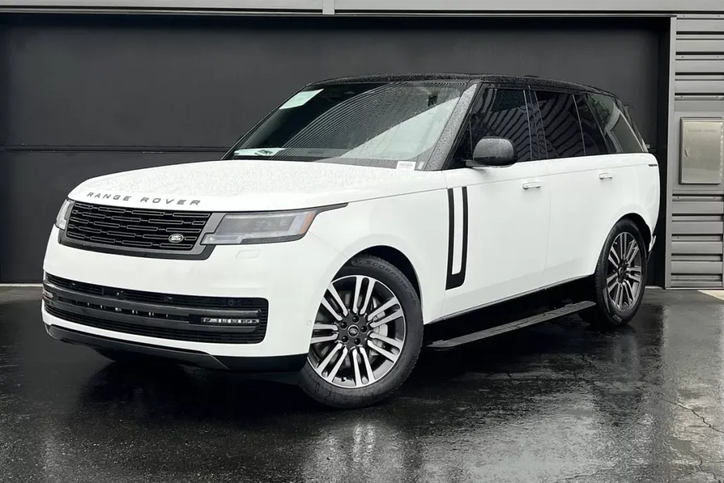 2025 Land Rover Range Rover SE photo 1