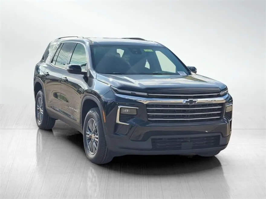 2026 Chevrolet Traverse photo 1