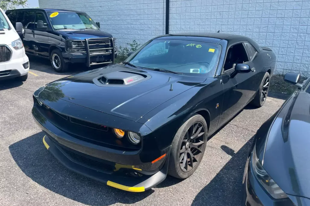 2017 Dodge Challenger 392 Scat Pack Shaker photo 1