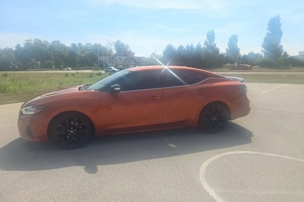 2019 Nissan Maxima SR photo 1