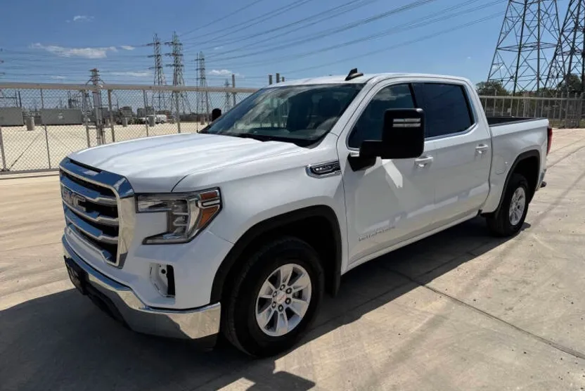 2020 Gmc Sierra 1500 SLE photo 1