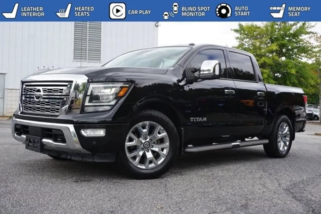 2021 Nissan Titan SL photo 1