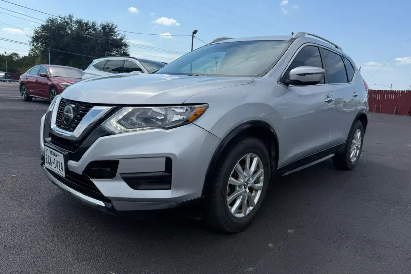2018 Nissan Rogue S photo 1