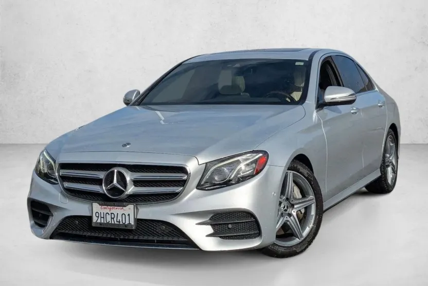 2018 Mercedes Benz E 300 Sedan photo 1