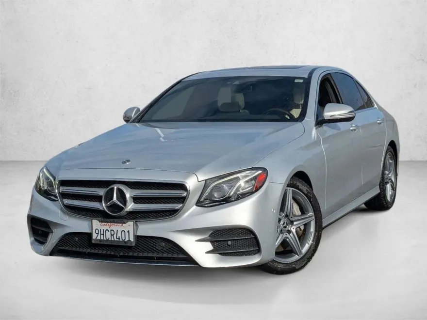 2018 Mercedes Benz E 300 Sedan photo 1