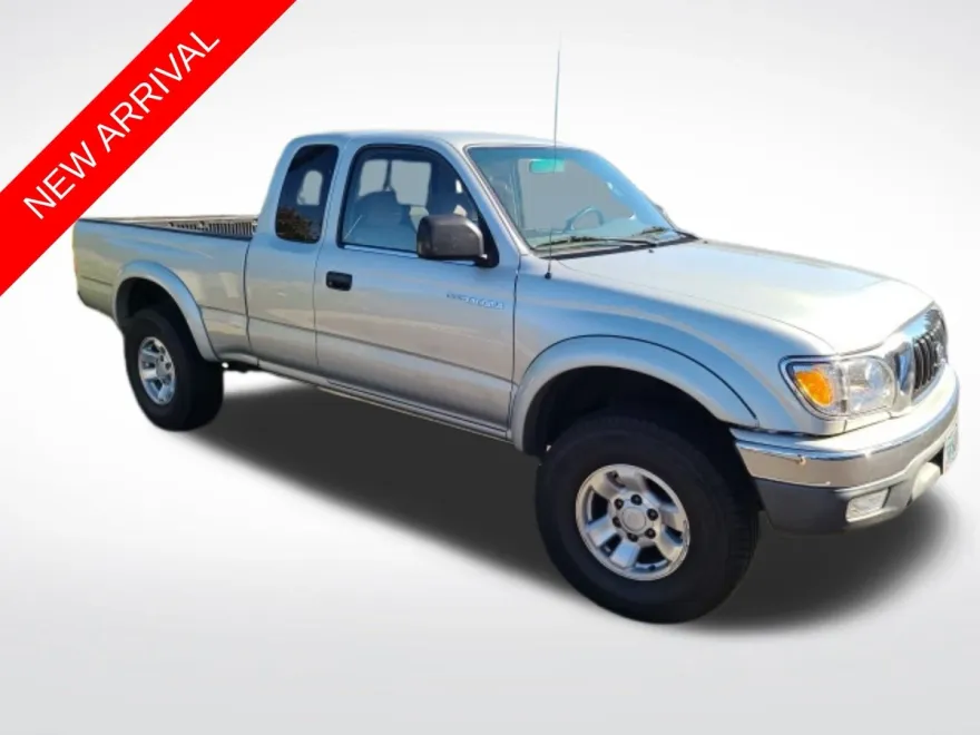 2002 Toyota Tacoma PreRunner V6 photo 1