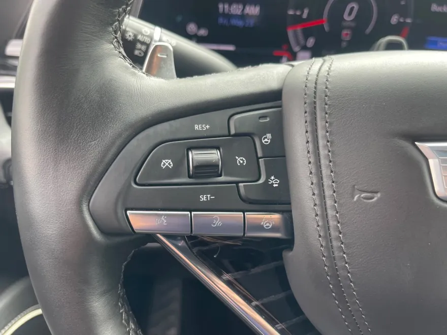 2023 Cadillac Escalade V-Series photo 24