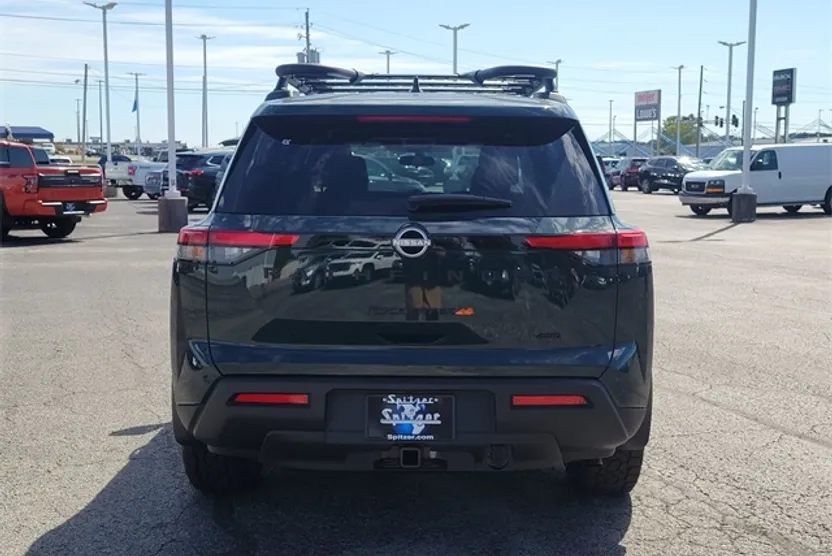 2025 Nissan Pathfinder Rock Creek photo 1