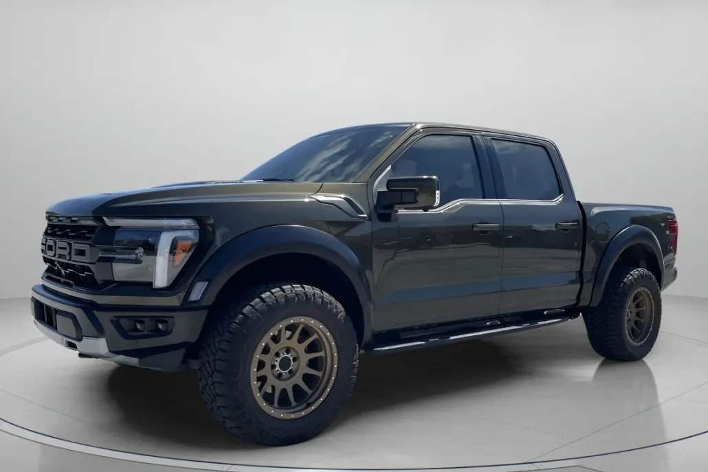 2025 Ford F-150 Raptor photo 1