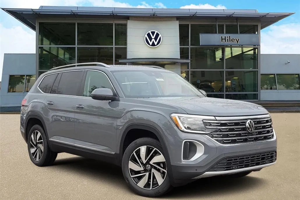 2025 Volkswagen Atlas SEL photo 1