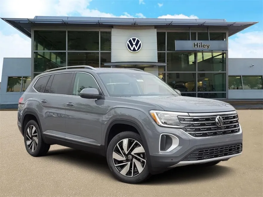 2025 Volkswagen Atlas SEL photo 1