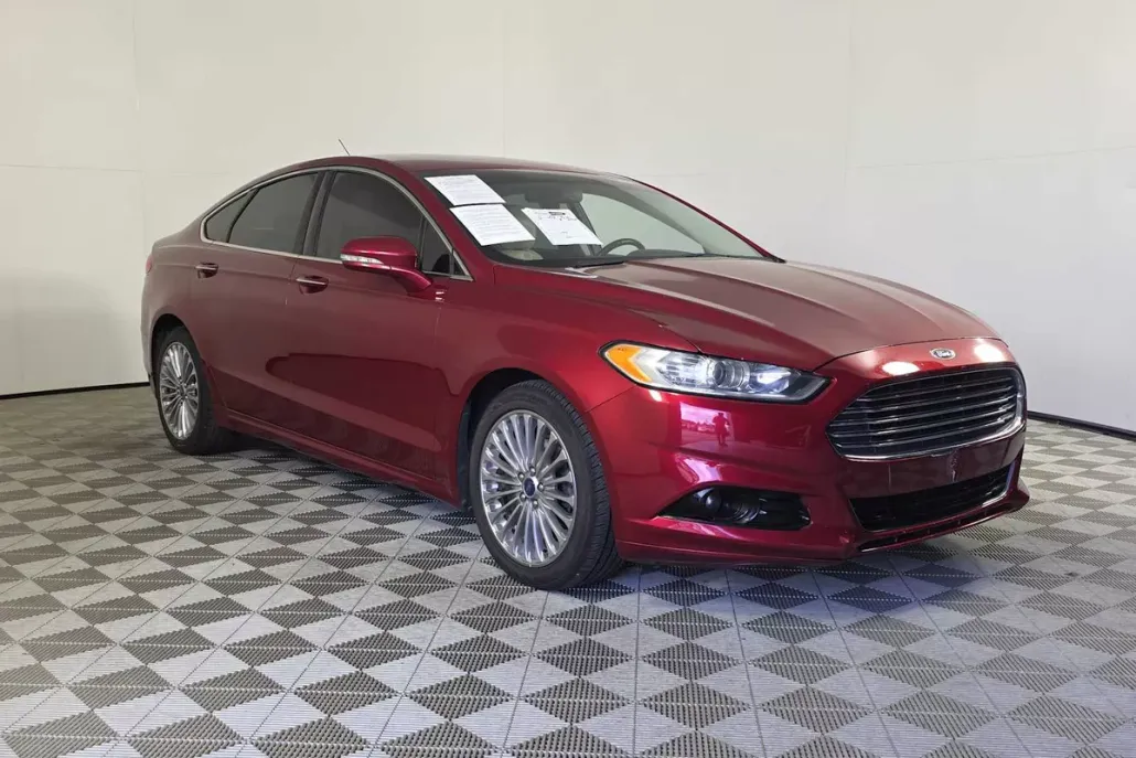 2016 Ford Fusion Titanium photo 1