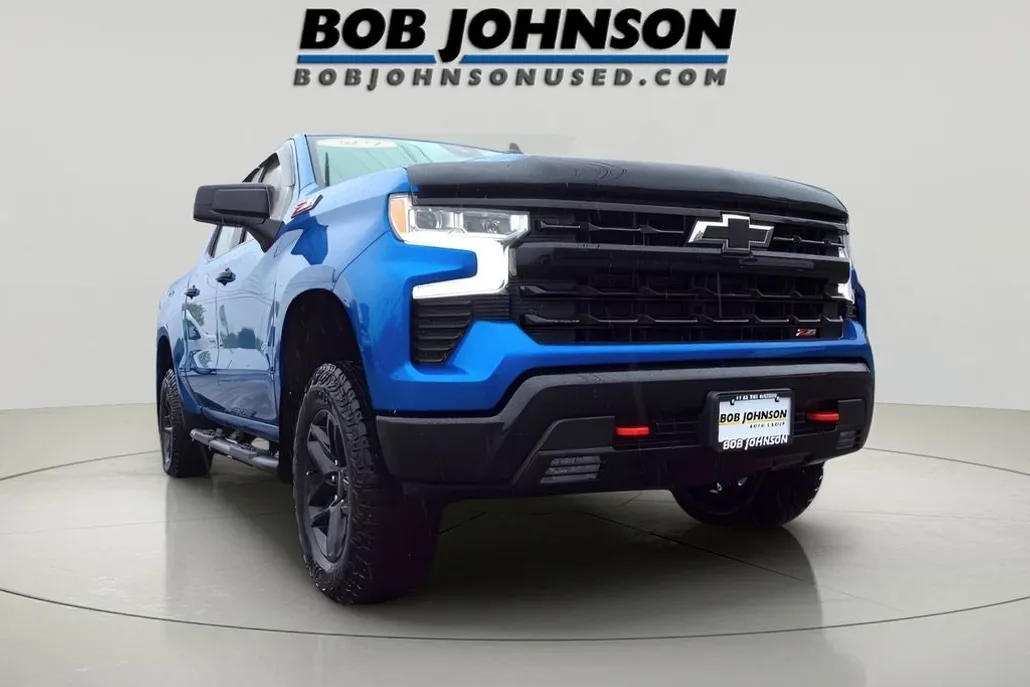 2024 Chevrolet Silverado 1500 LT Trail Boss photo 1
