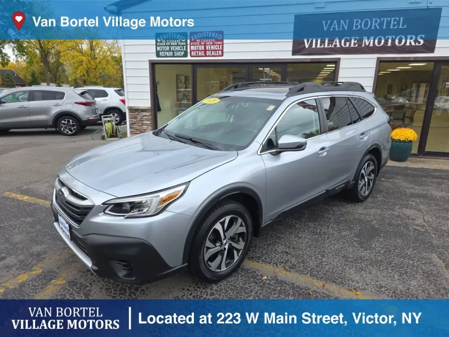 2020 Subaru Outback Limited photo 1